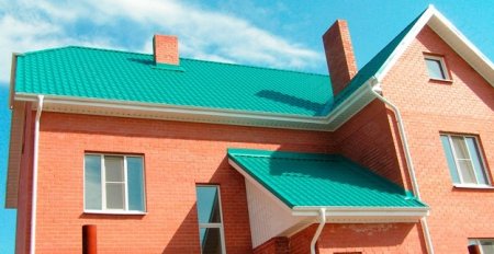 Преимущества и недостатки популярных кровельных материалов